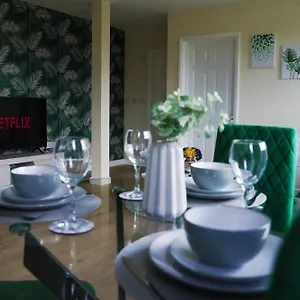 Luxury In Luton Luton (Bedfordshire)